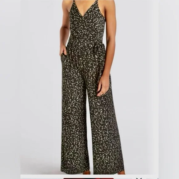 KAILEIGH Flattering Black & White Patterned Jumpsuit W/off-white Fleck Pattern - Picture 5 of 9